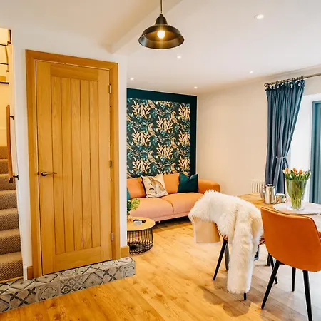 Holiday home The Little By Truabode Lets & Short Lets Newquay - Parking, Wifi & Pet Friendly *