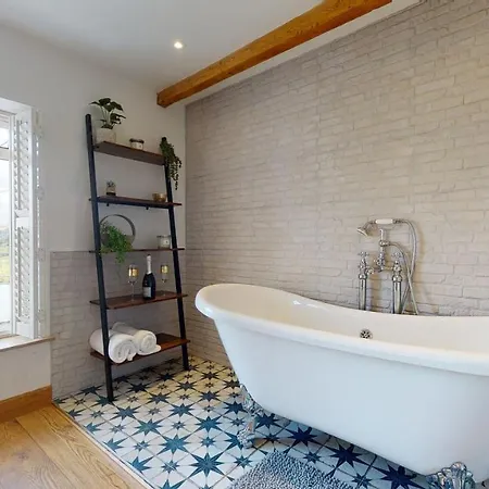 Holiday home The Little By Truabode Lets & Short Lets Newquay - Parking, Wifi & Pet Friendly